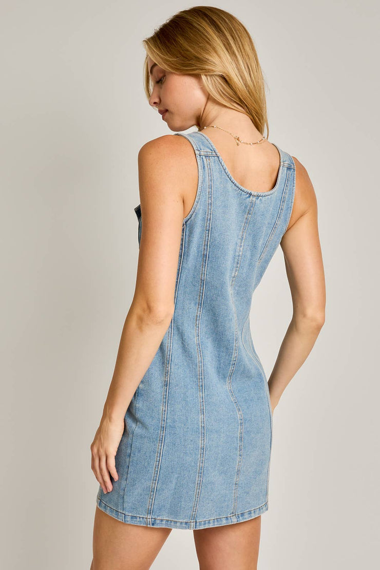 SLEEVELESS SCOOP NECK SEAMED DENIM MINI DRESS
