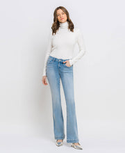 MID RISE BOOTCUT JEANS T6243