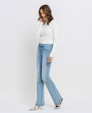 MID RISE BOOTCUT JEANS T6243